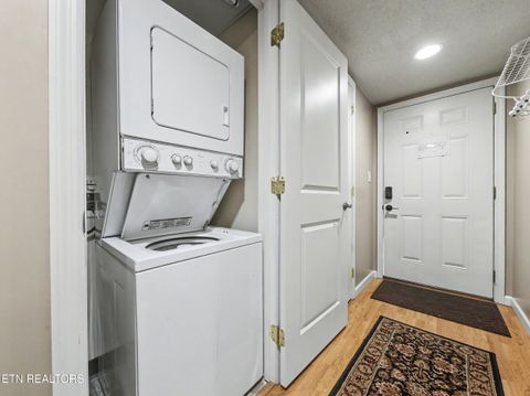 Tiny photo for 3919 S River Rd #UNIT 305, Pigeon Forge, TN 37863 (MLS # 1347742)