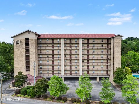 Tiny photo for 3919 S River Rd #UNIT 305, Pigeon Forge, TN 37863 (MLS # 1347742)