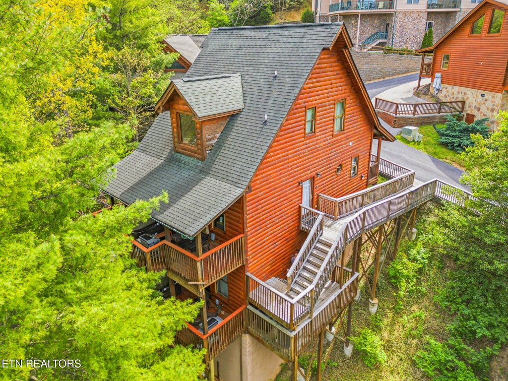 Photo of 442 Big Bear Way, Pigeon Forge, TN 37863 (MLS # 1358953)