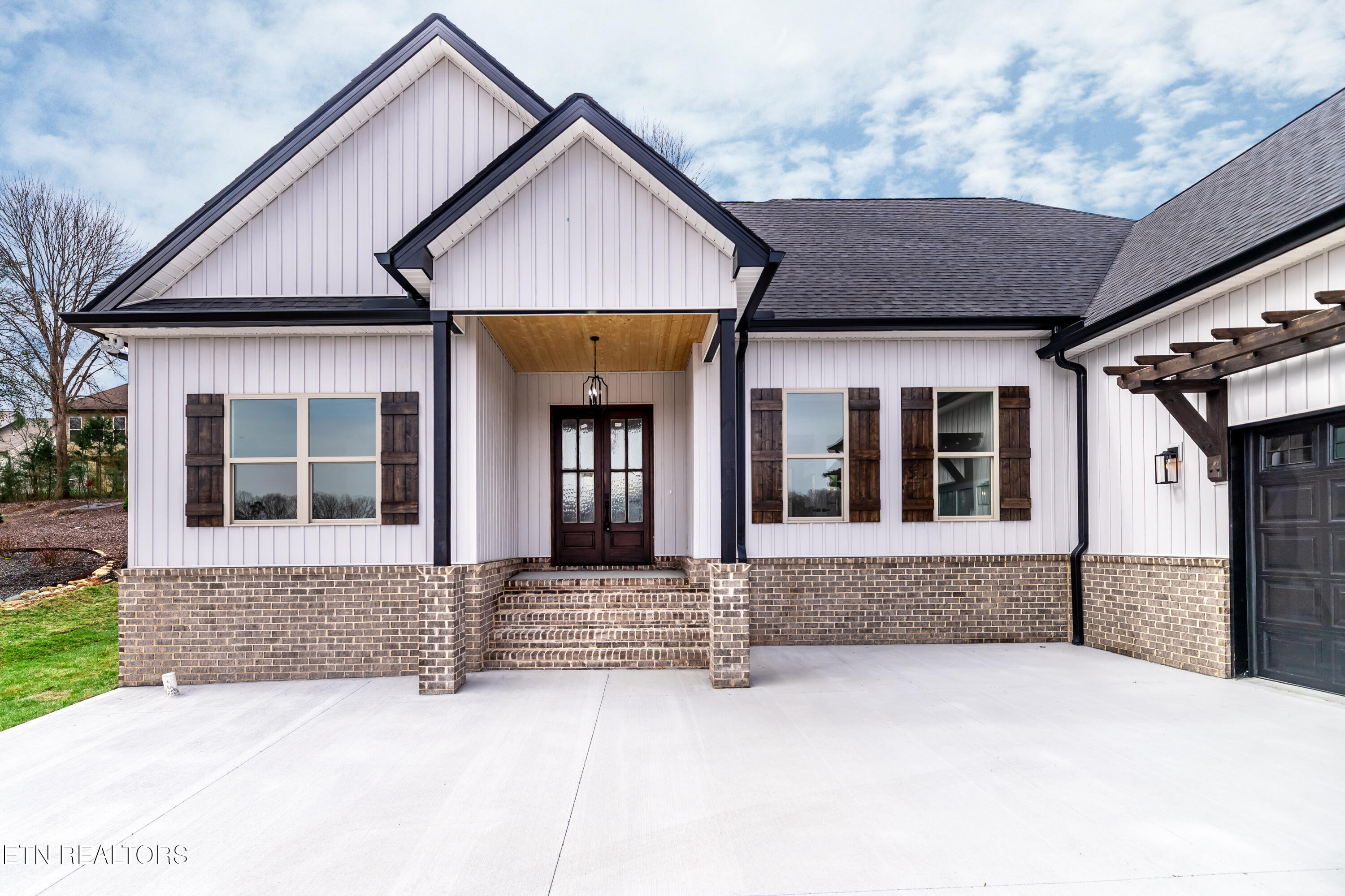 115 Oonoga Way