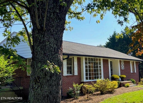 Tiny photo for 222 Belleaire Drive, Farragut, TN 37934 (MLS # 1359248)