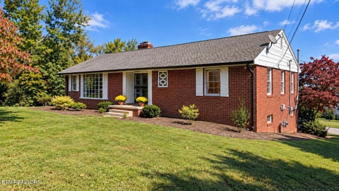 Photo of 222 Belleaire Drive, Farragut, TN 37934 (MLS # 1359248)