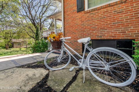 Tiny photo for 7813 Sheffield Drive, Knoxville, TN 37909 (MLS # 1338020)