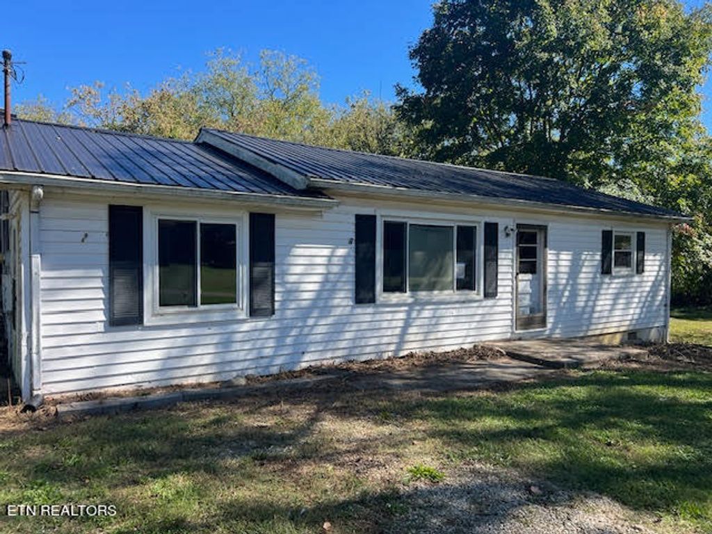 Photo of 171 Ellis St, Bean Station, TN 37708 (MLS # 1279045)