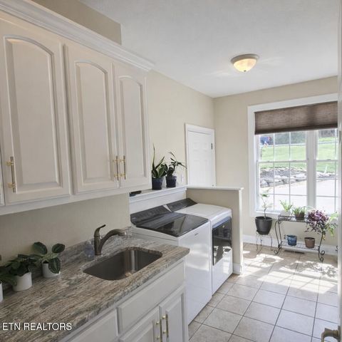 Tiny photo for 236 Unutsi Tr, Vonore, TN 37885 (MLS # 1333170)