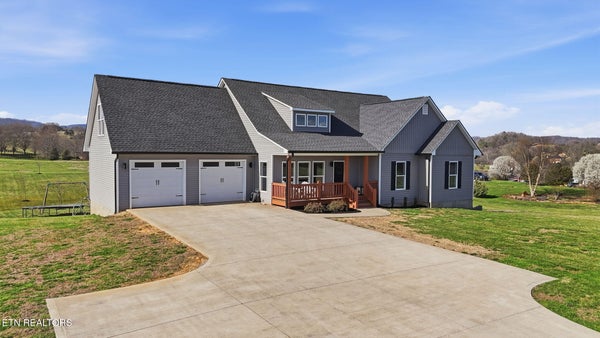 806 RIVER DR, BLAINE, TN 37709 - Image 260626576e84df96ad2fa899a96c1c8c/1209596864