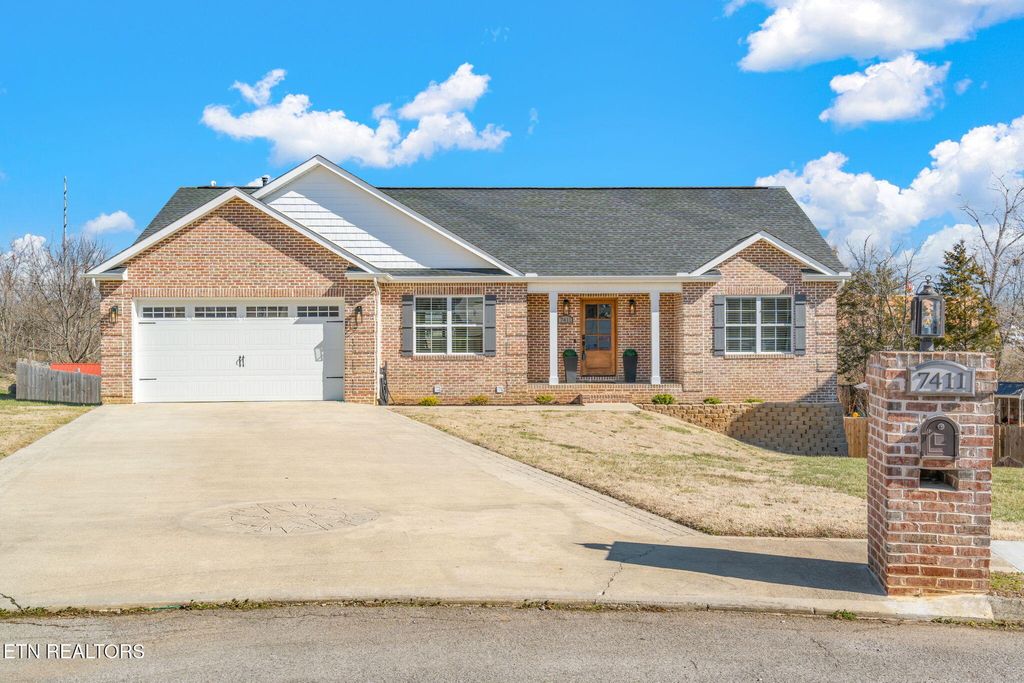 Photo of 7411 Battlecreek Lane, Corryton, TN 37721 (MLS # 1291299)