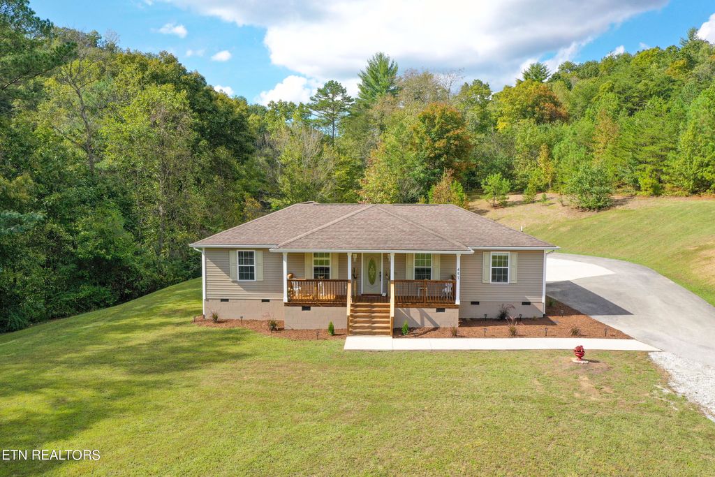 Photo of 457 Shady Rd, Oliver Springs, TN 37840 (MLS # 1277970)