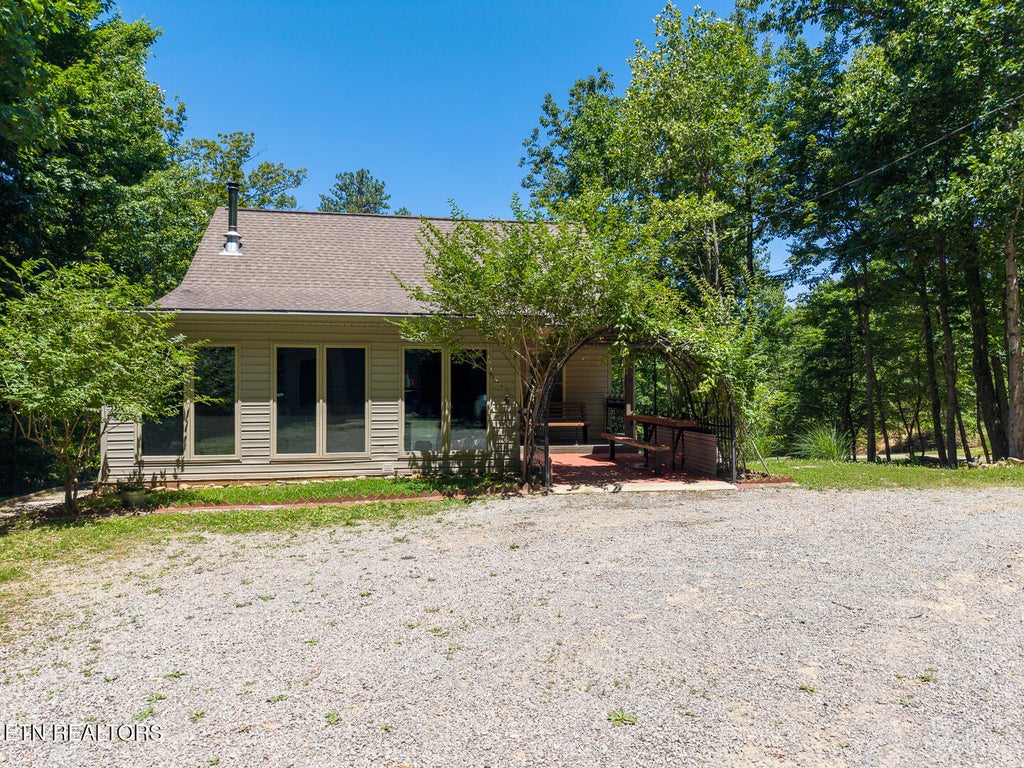 Photo of 1042 Old Oliver Rd, Walland, TN 37886 (MLS # 1345538)