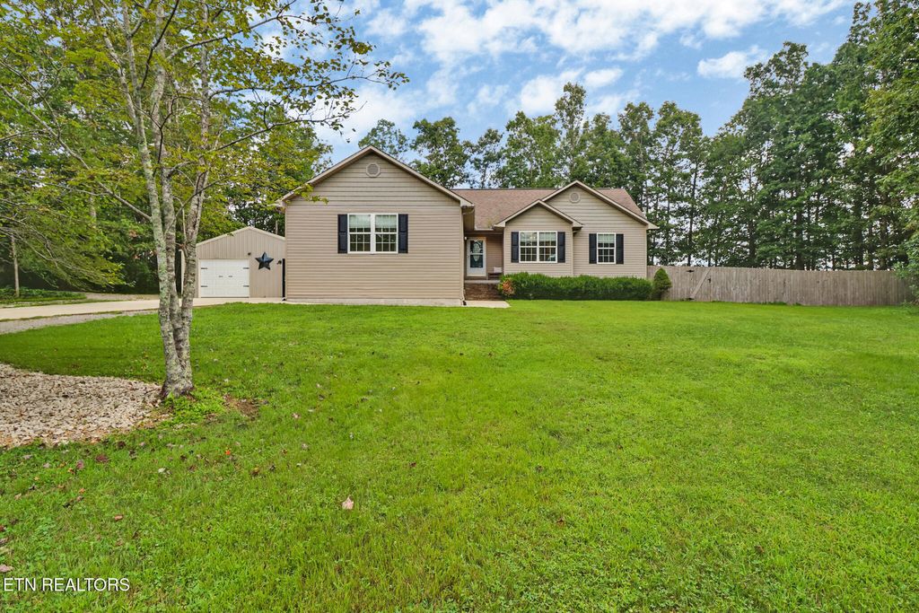 Photo of 2109 Wichita Drive, Crossville, TN 38572 (MLS # 1311486)