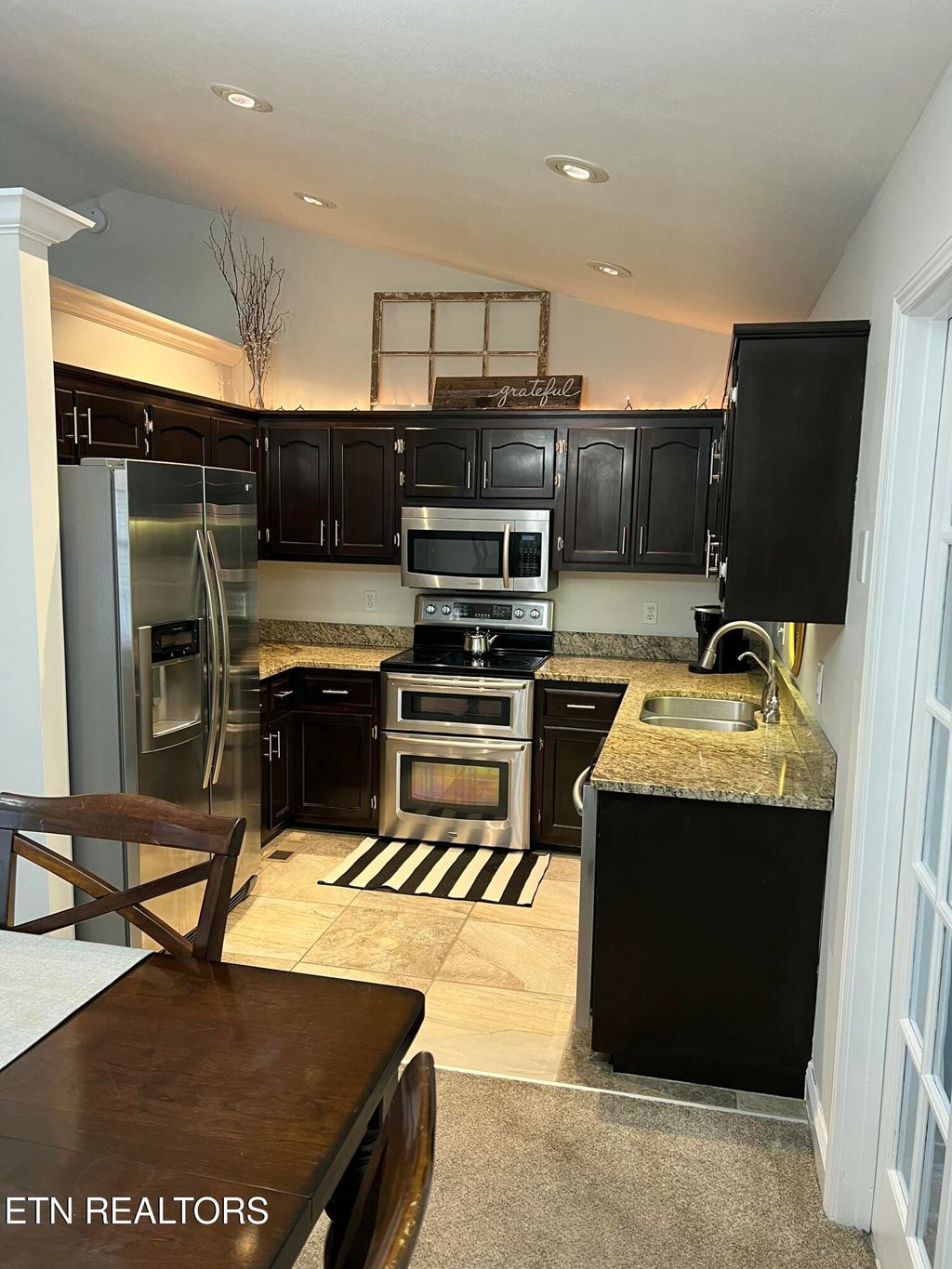 Photo of 1007 Huntington Pl Drive, Maryville, TN 37803 (MLS # 1318233)