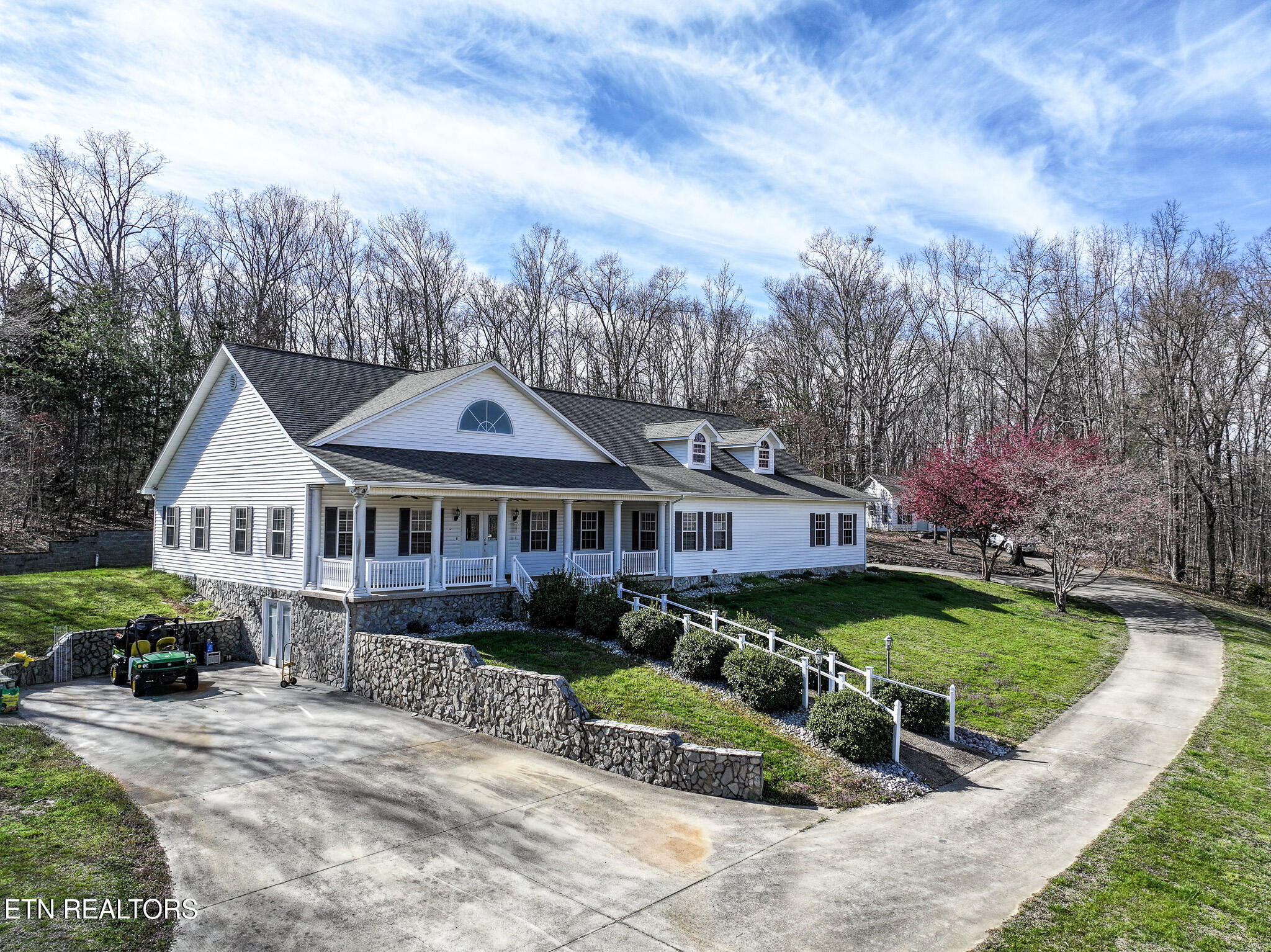 488 Mountain View Drive