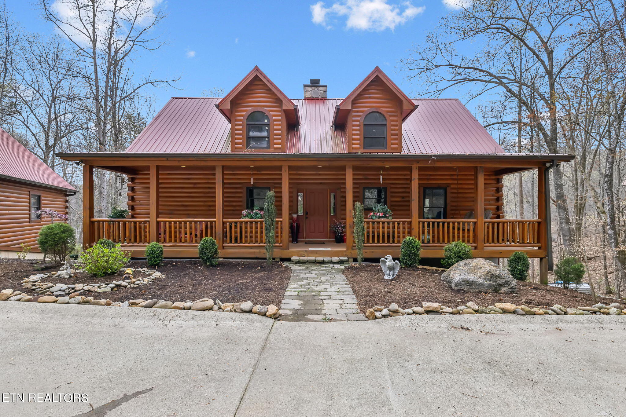 514 Bluff View Rd