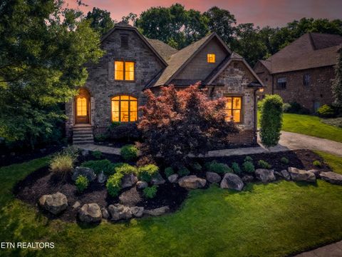 Photo of 2215 Covered Bridge Blvd, Knoxville, TN 37932 (MLS # 1341186)