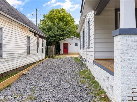 Tiny photo for 329 E Morelia Ave, Knoxville, TN 37917 (MLS # 1337741)