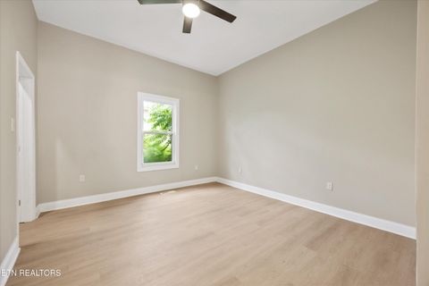 Tiny photo for 329 E Morelia Ave, Knoxville, TN 37917 (MLS # 1337741)