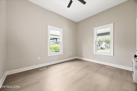 Tiny photo for 329 E Morelia Ave, Knoxville, TN 37917 (MLS # 1337741)