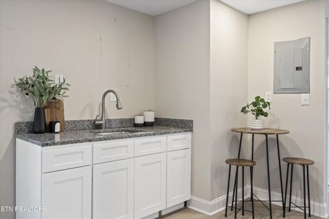 Tiny photo for 329 E Morelia Ave, Knoxville, TN 37917 (MLS # 1337741)