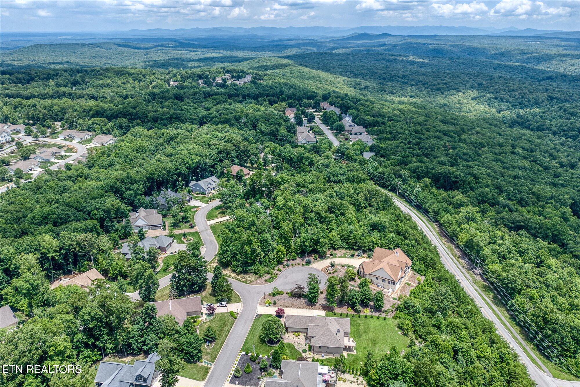 Crossville, Tennessee, 38558, United States, 4 Bedrooms Bedrooms, ,4 BathroomsBathrooms,Residential,Active,2017484
