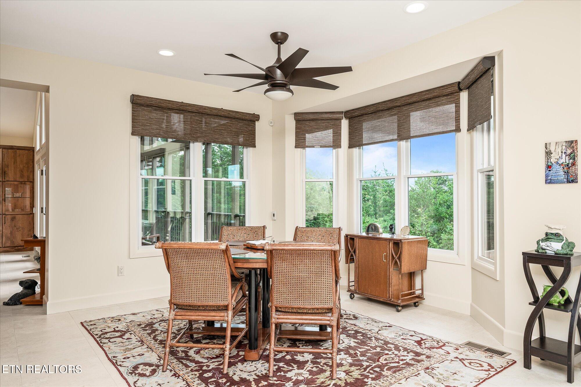 Crossville, Tennessee, 38558, United States, 4 Bedrooms Bedrooms, ,4 BathroomsBathrooms,Residential,Active,2017484