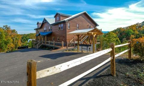 1481 Sleepy Valley Lane Sevierville TN 37876