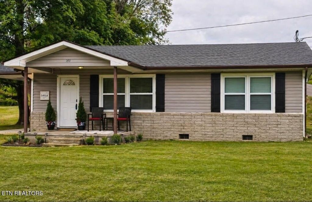 Photo of 240 Meadowbrook Drive, Pigeon Forge, TN 37863 (MLS # 1331366)