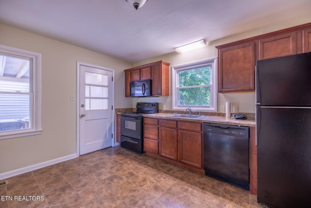 Photo of 2113 Berea Ave, Knoxville, TN 37920 (MLS # 1344366)