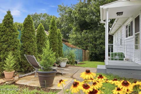 Tiny photo for 1717 Jefferson Ave, Maryville, TN 37804 (MLS # 1349612)
