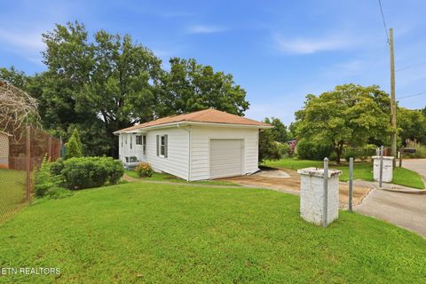 Tiny photo for 1717 Jefferson Ave, Maryville, TN 37804 (MLS # 1349612)