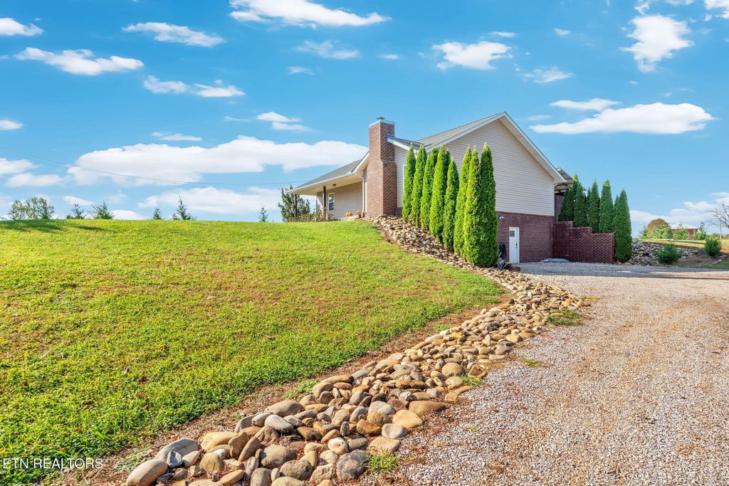 Photo of 487 Kearney Rd, New Market, TN 37820 (MLS # 1324019)