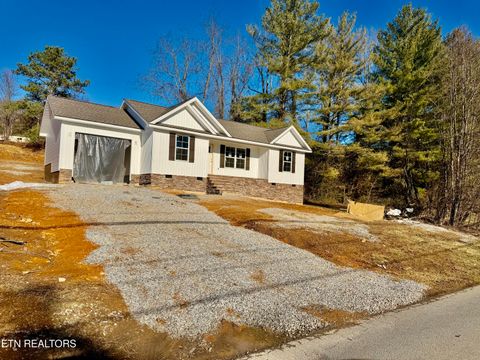 Photo of 160 Dogwood Heights Drive, Tazewell, TN 37879 (MLS # 1329722)