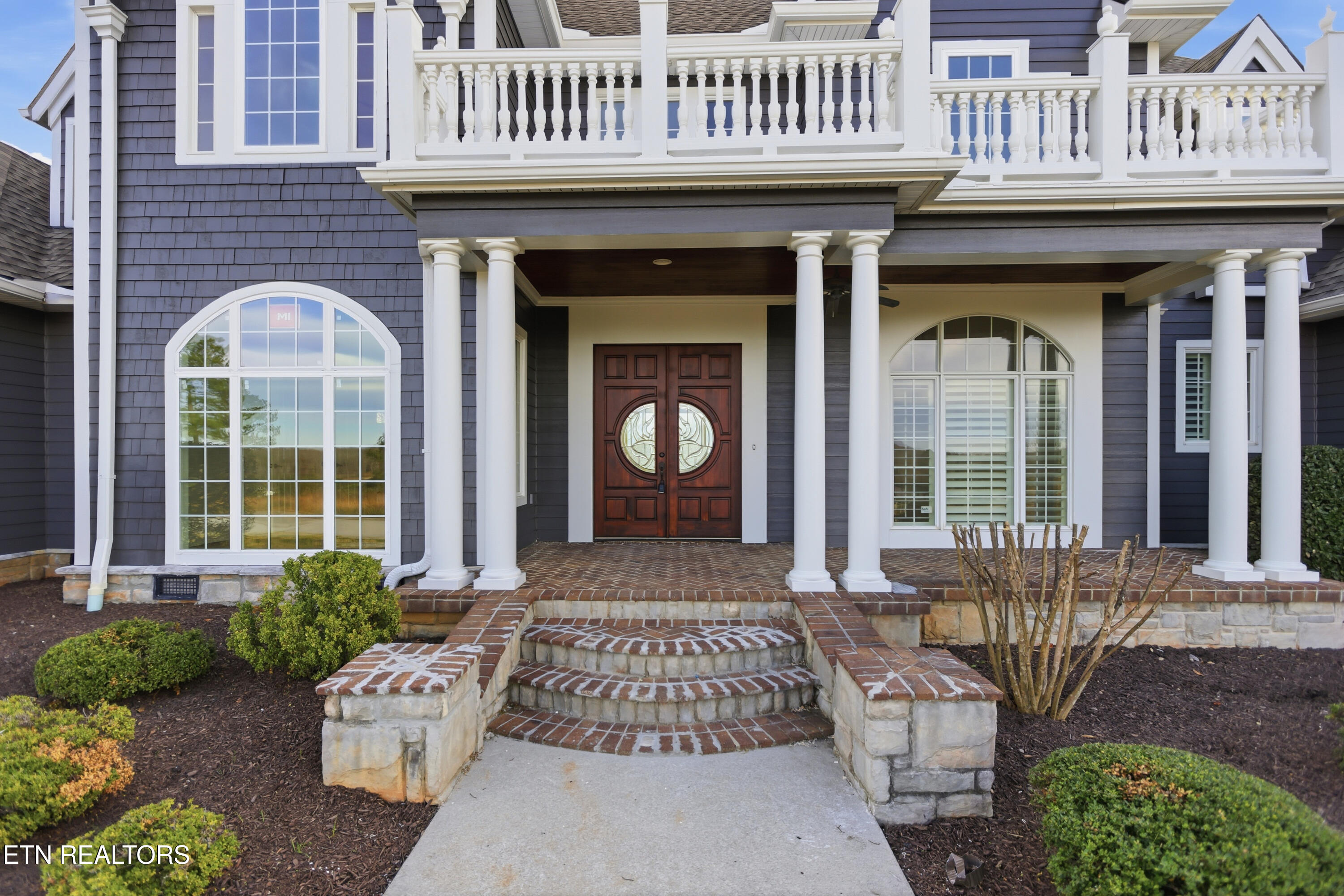 910 Eagle Nest Drive