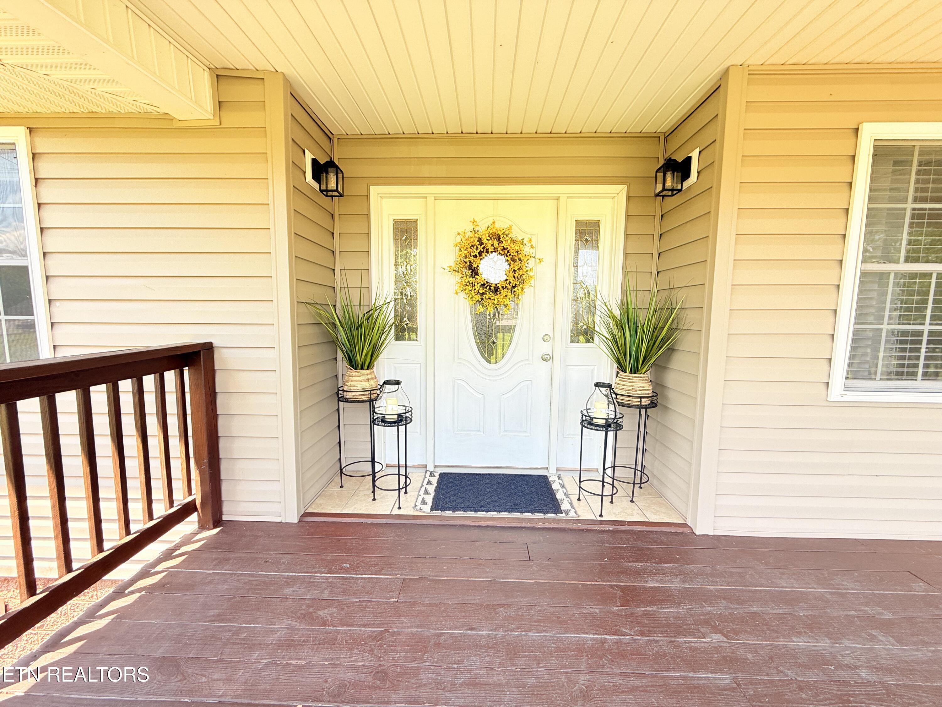 330 Dinsmore Rd