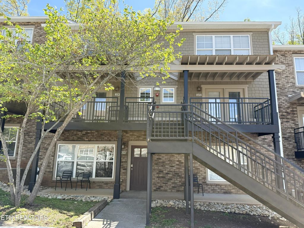 Photo of 3914 Cherokee Woods Way #207, Knoxville, TN 37920 (MLS # 1336410)