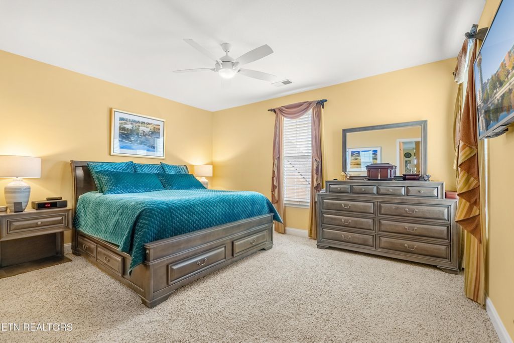 Photo of 545 Rarity Bay Pkwy #206, Vonore, TN 37885 (MLS # 1282484)