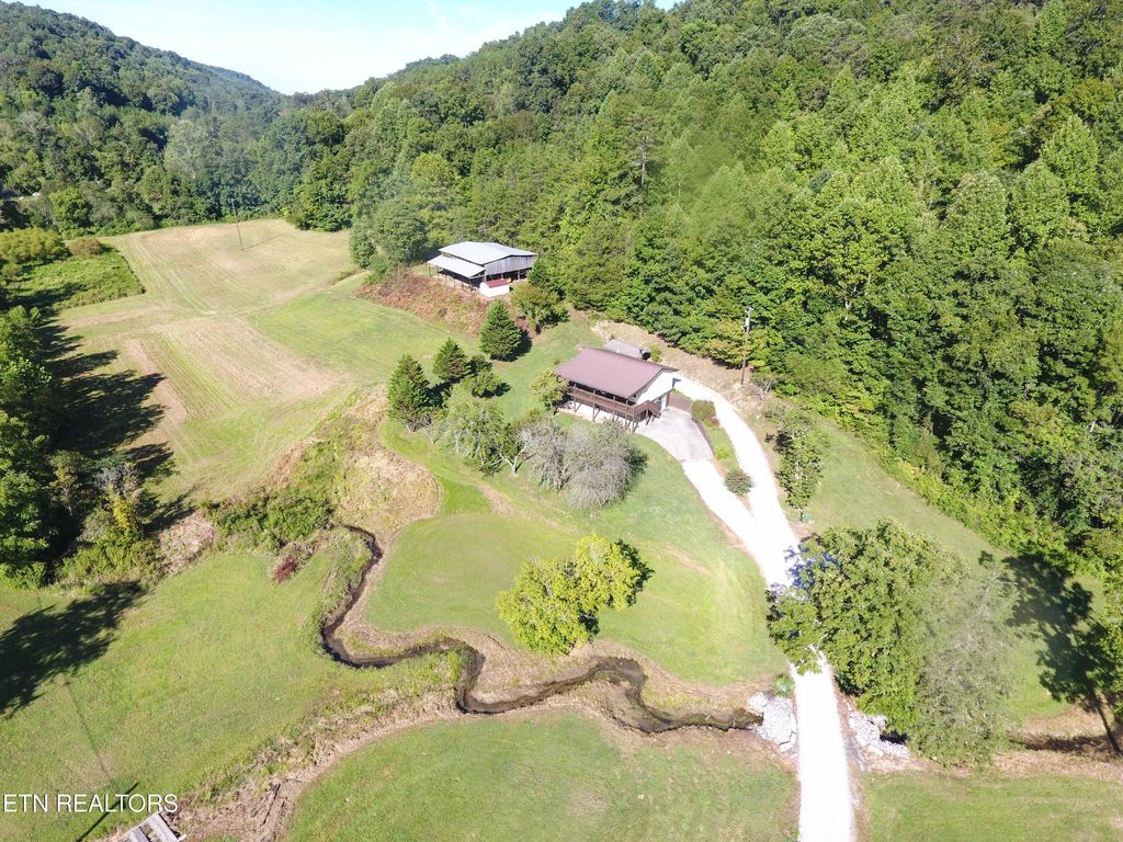 Photo of 1641 Walker Ford Rd, Maynardville, TN 37807 (MLS # 1314097)