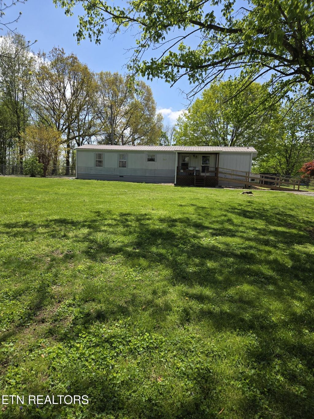 Photo of 331 Community Drive, Madisonville, TN 37354 (MLS # 1297134)