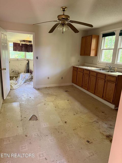 Tiny photo for 835 Spring Drive, Knoxville, TN 37920 (MLS # 1340526)