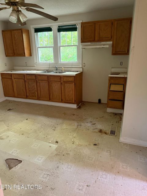Tiny photo for 835 Spring Drive, Knoxville, TN 37920 (MLS # 1340526)