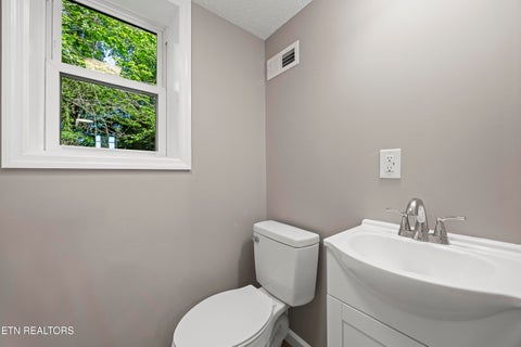 Tiny photo for 915 Ronald Drive, Talbott, TN 37877 (MLS # 1349605)