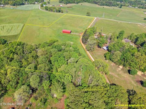 Photo of 880890 Fairview Rd, Tellico Plains, TN 37385 (MLS # 1338442)