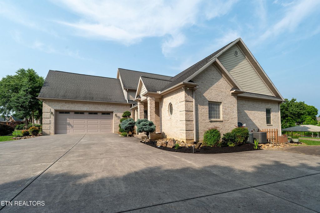 Photo of 2230 Wild Pear Tr, Dandridge, TN 37725 (MLS # 1304944)