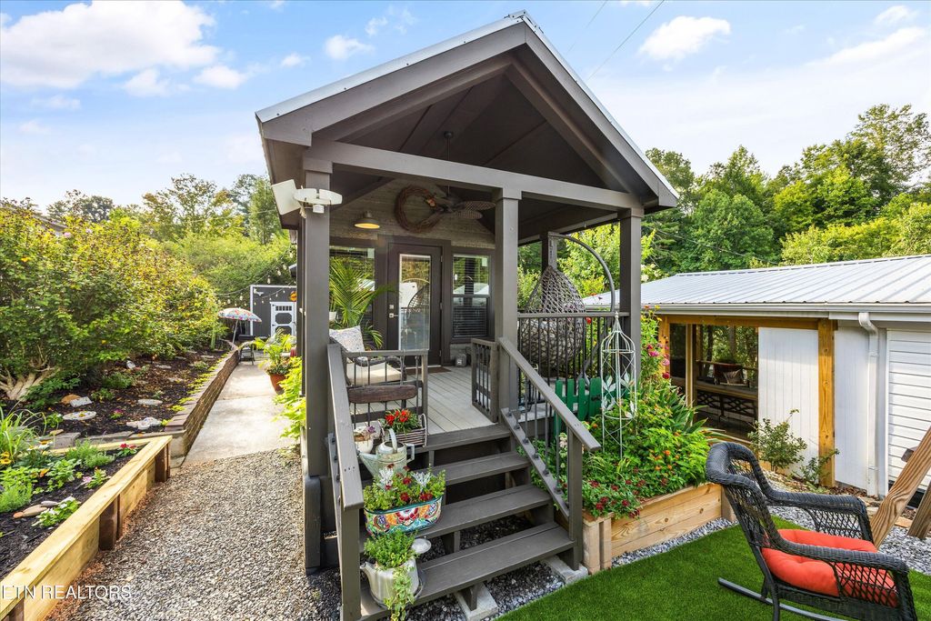 Photo of 610 Whistling Swan St, Townsend, TN 37882 (MLS # 1315260)