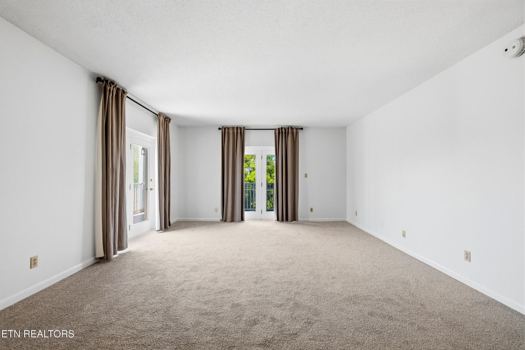 Photo of 5709 Lyons View Pike #1226, Knoxville, TN 37919 (MLS # 1337800)
