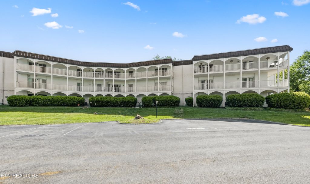 Photo of 5709 Lyons View Pike #1226, Knoxville, TN 37919 (MLS # 1337800)