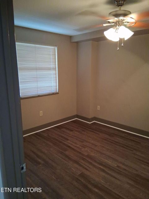 Tiny photo for 1735 Lake Ave #105, Knoxville, TN 37916 (MLS # 1348277)