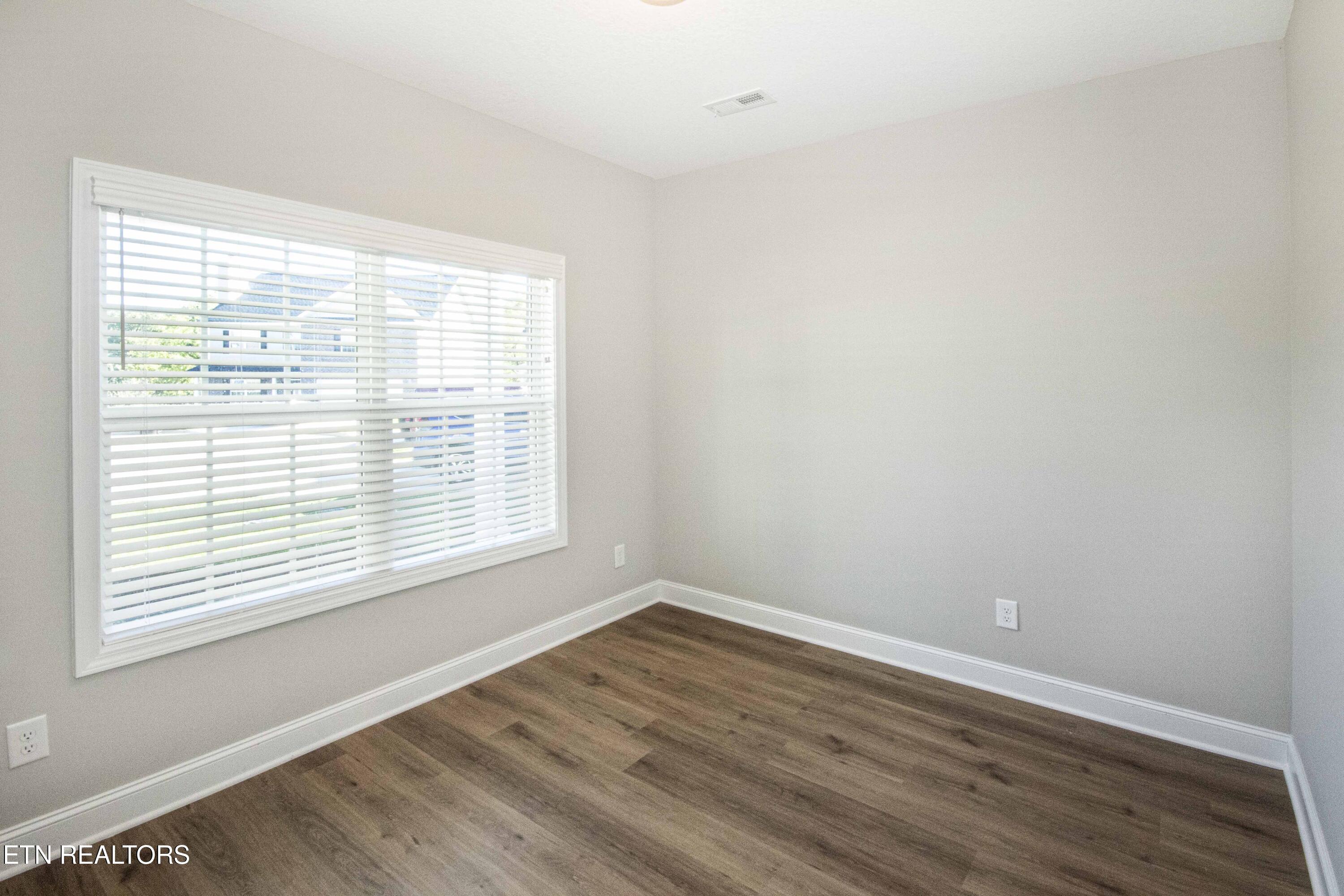 8111 Zenith Lane
