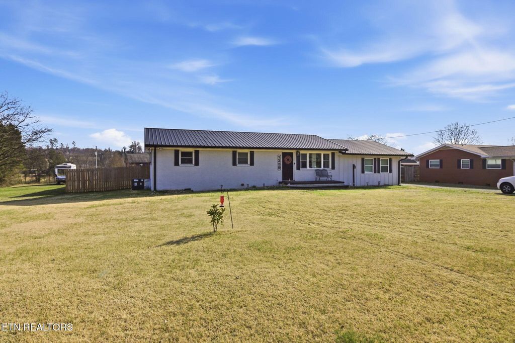 Photo of 1239 S Old Sevierville Pike, Seymour, TN 37865 (MLS # 1333723)