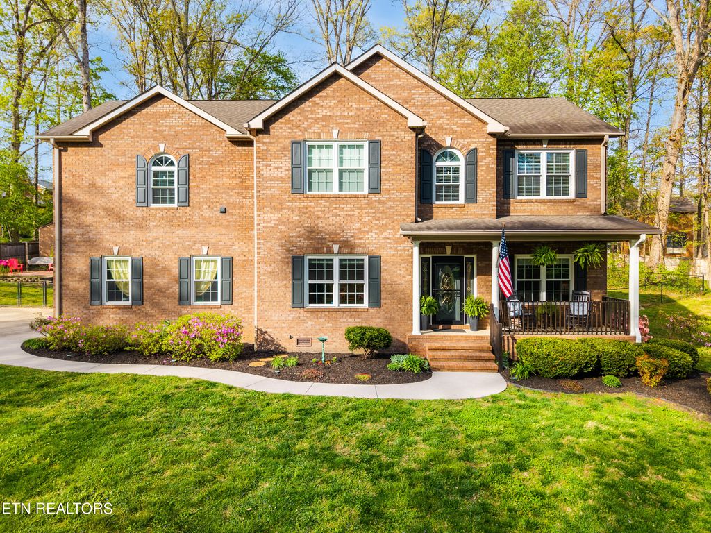 Photo of 8016 Walker Rd, Knoxville, TN 37938 (MLS # 1336003)