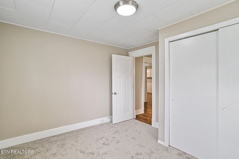 Tiny photo for 353 Lee Rd, Clinton, TN 37716 (MLS # 1330183)